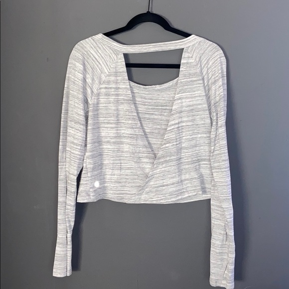 Zella long sleeve crop top - Picture 2 of 2